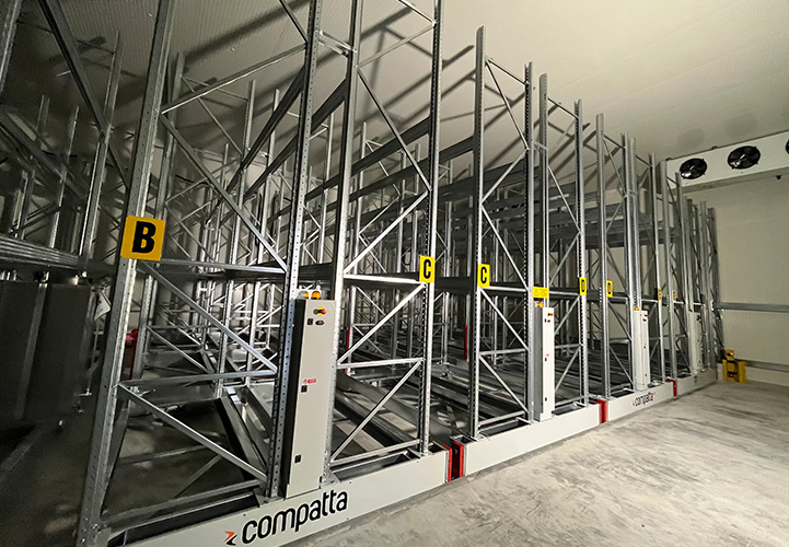 Scaffalature Mobili, i vantaggi rispetto alle scaffalature fisse
