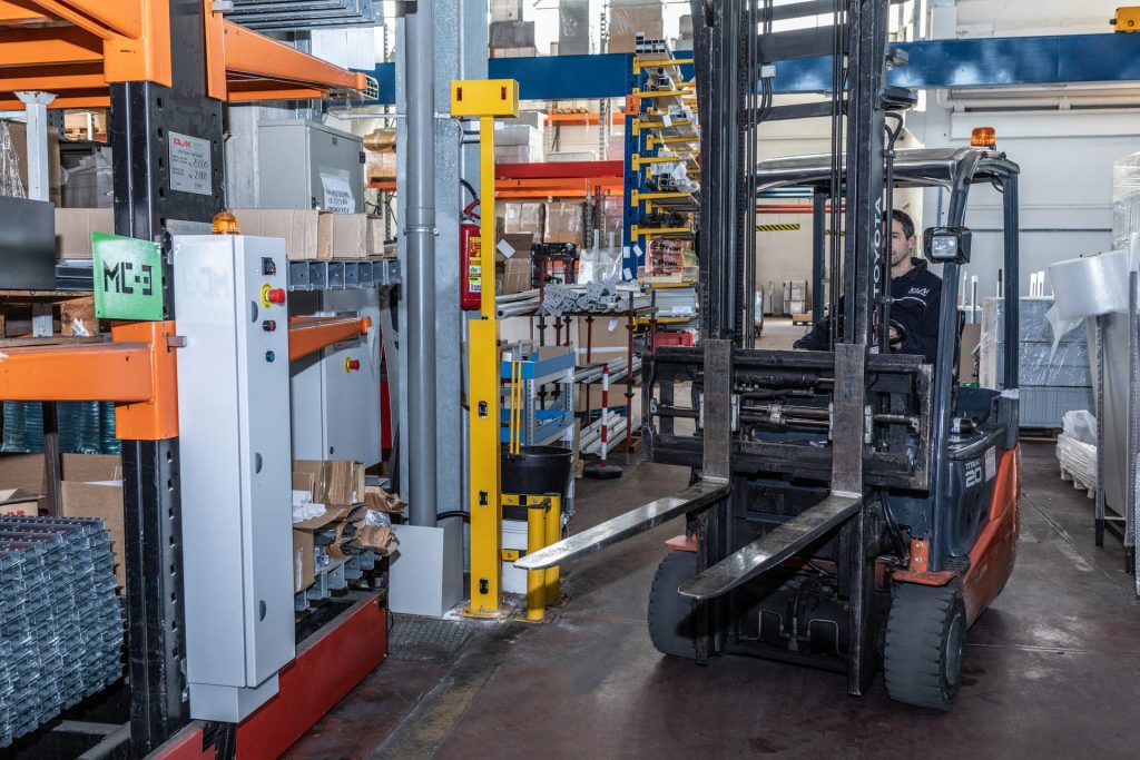 FLOW — ForkLift-Optimized Warehouse