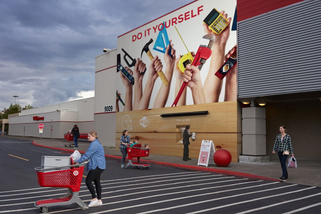 24/7. Indoor and outdoor. From 2.7 to 57.8 m³ storage capacity.
