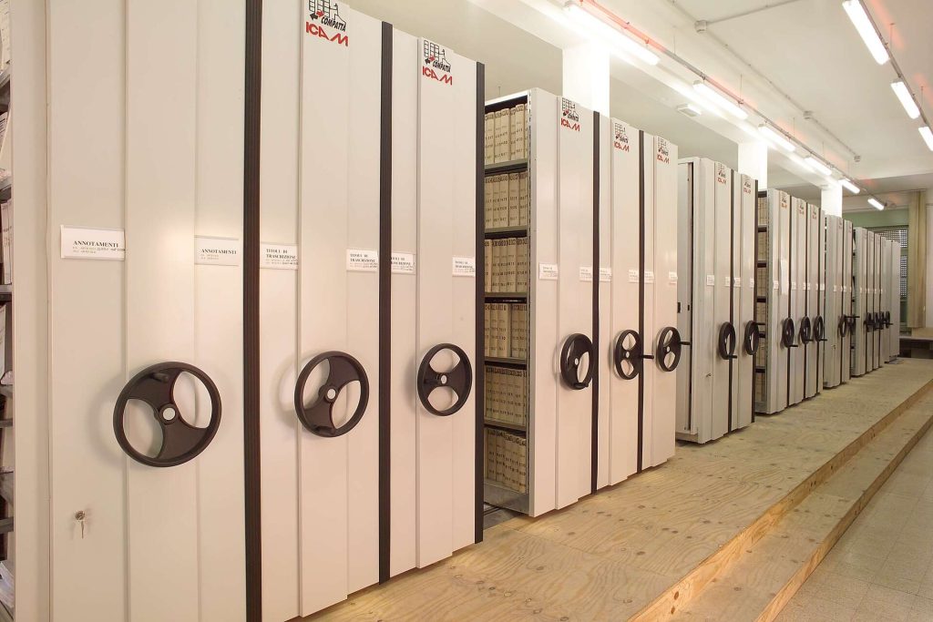 COMPATTA Light - Il sistema di scaffalature mobili per archiviazione