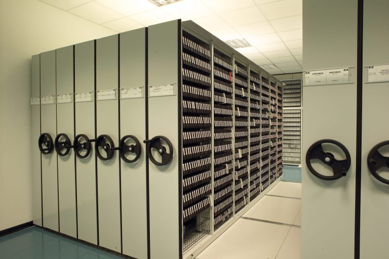 COMPATTA Light - Il sistema di scaffalature mobili per archiviazione