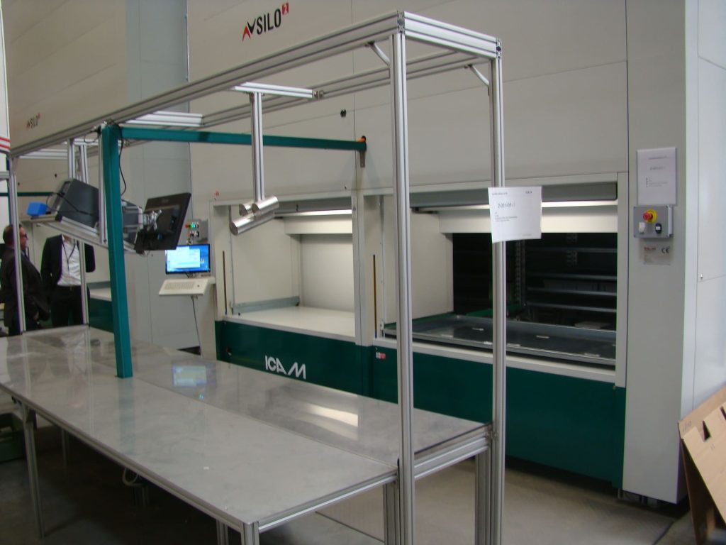 Batch picking con Laser Pointer, sorting con put-to-light e integrazione SAP