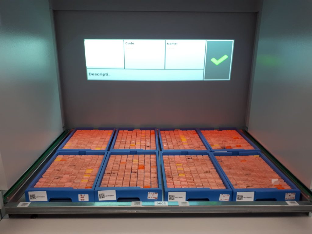 ICON integrated with the laboratory information system: complete traceability from tissue cassette to slide