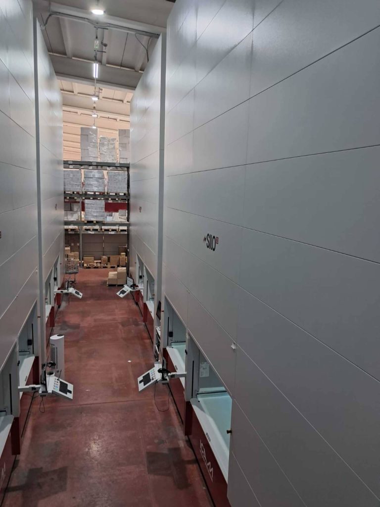4 SILO² in isola di lavoro: 180 m³ in 85 m², articoli per frequenza di prelievo