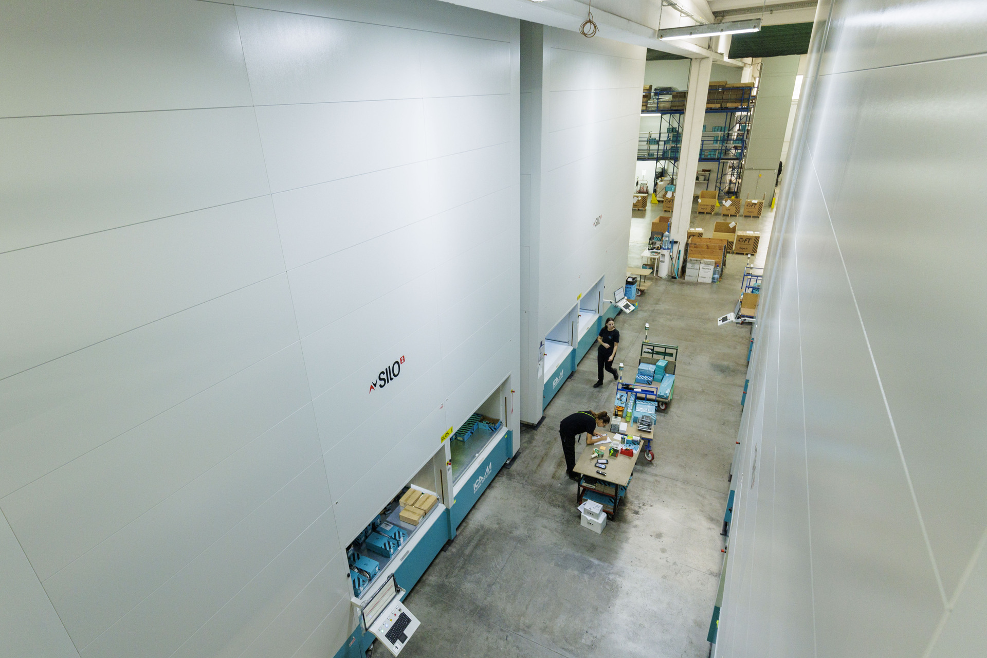 SILO²: the multi-column Vertical Lift Module