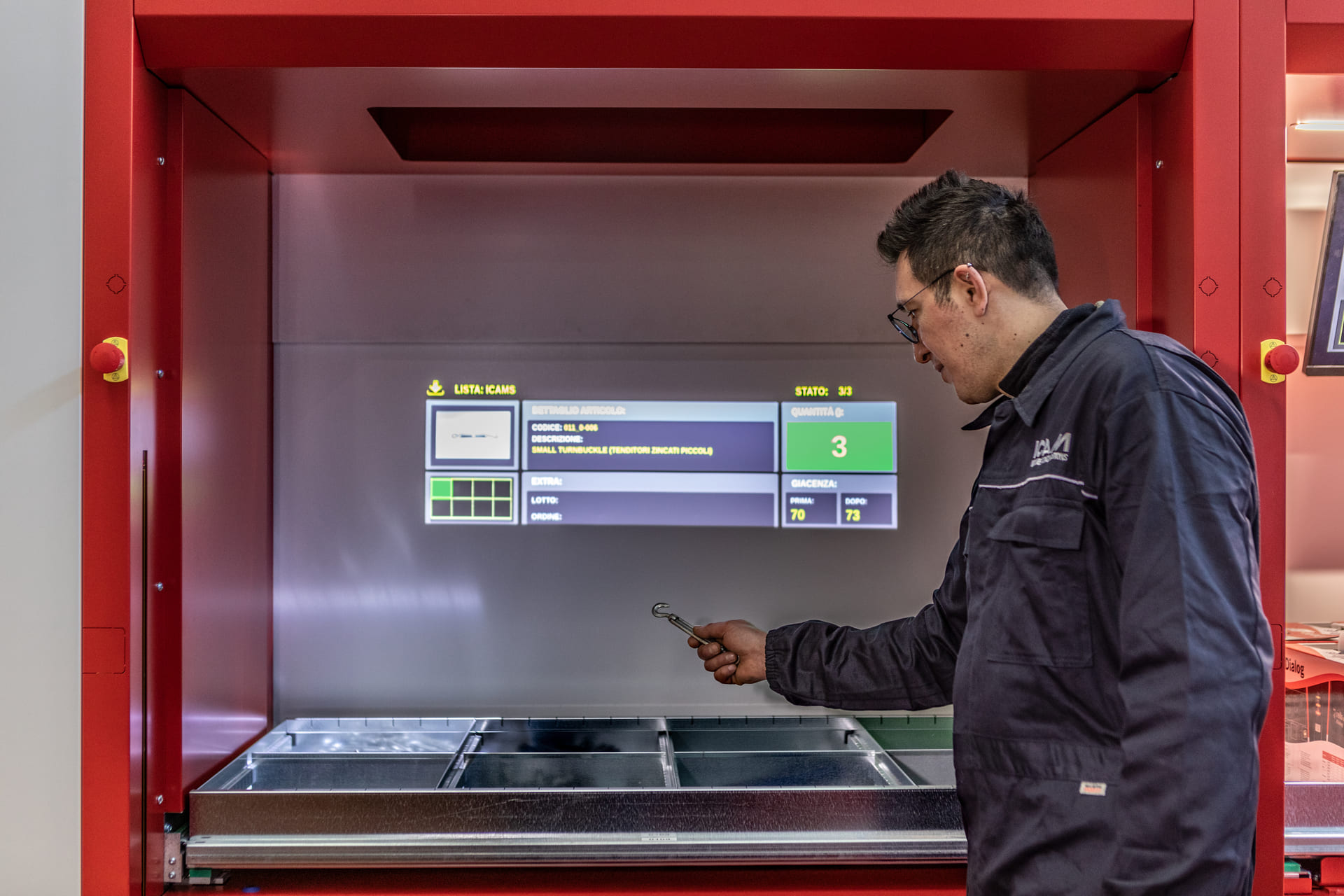 IRIDE sistema di controllo interattivo disponibile sui magazzini automatici ICAM SILO² e RIGO