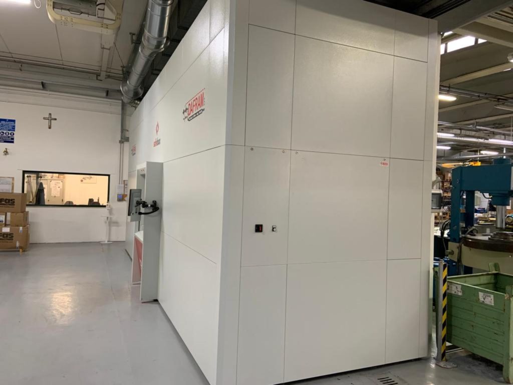 SafeBox ICAM per distribuzione automatizzata DPI e materiali di consumo