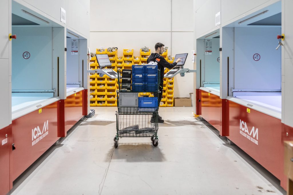SILO² Vertical Lift Module (VLM): complete guide to choosing the right configuration for materials, space, and business goals